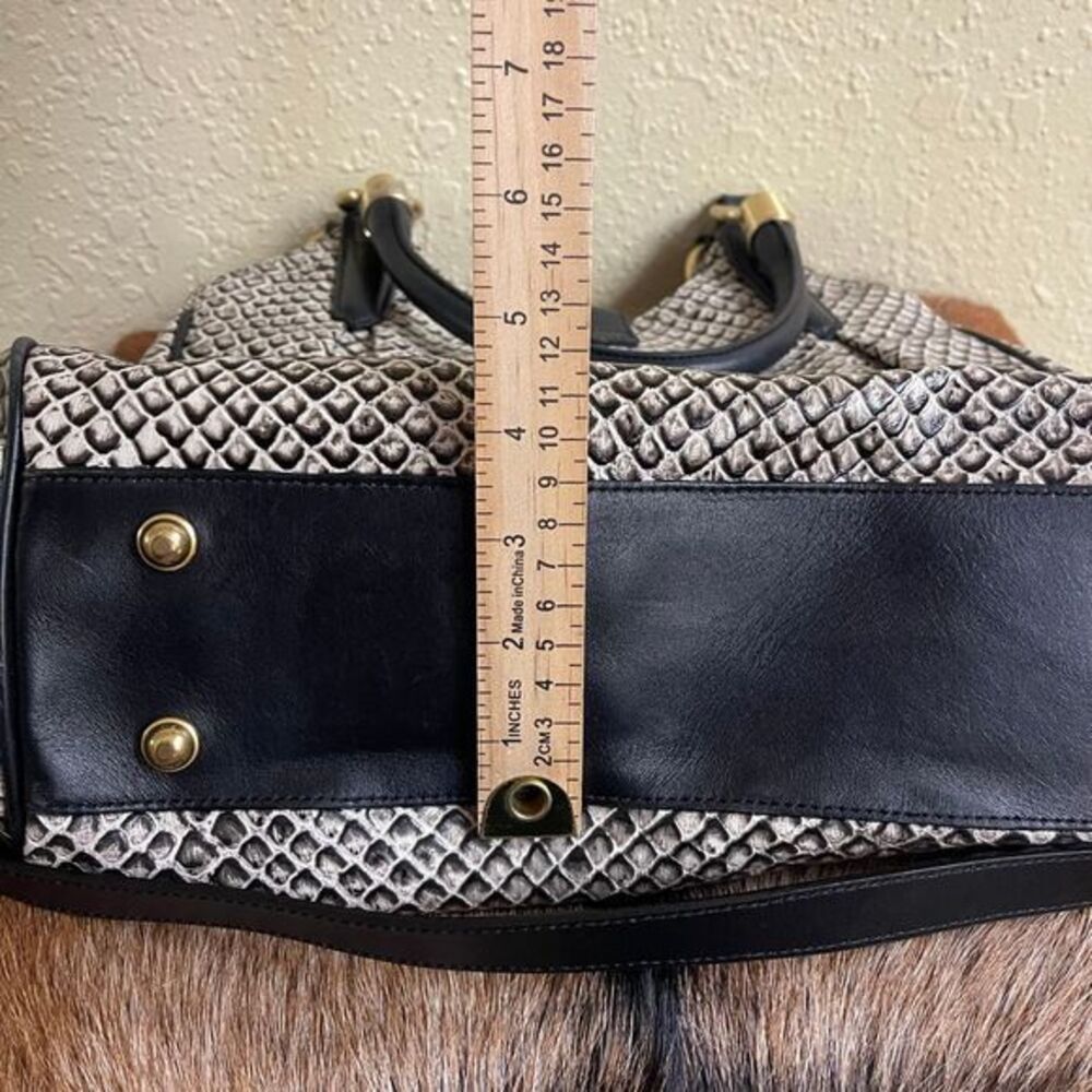 Brahmin Elisa Snake Lizard Print Black White Gold Lock Tassel Hobo Shoulder Bag - Picture 7 of 10